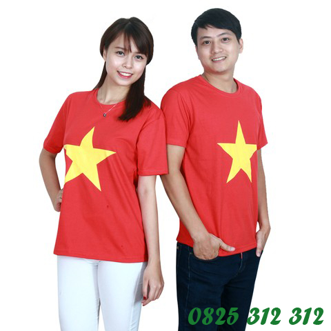 Áo cờ đỏ sao vàng được coi là một trong những biểu tượng đặc trưng của Việt Nam. Với màu đỏ rực rỡ và ngôi sao vàng sáng trên nền trắng, áo cờ này thể hiện sự kiêu hãnh và lòng yêu nước của người Việt. Xem hình ảnh liên quan để tưởng nhớ quá khứ và cảm nhận vẻ đẹp của áo cờ Việt Nam.